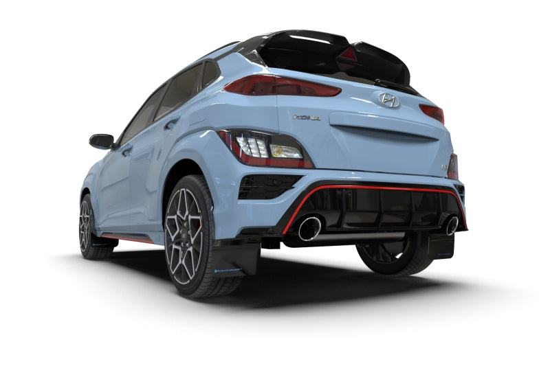 Rally Armor 22–23 Hyundai Kona N Schwarzer UR-Schmutzfänger mit weißem Logo