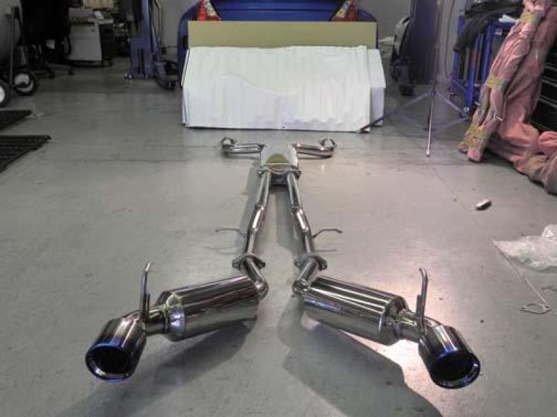 Injen 09–20 Nissan 370Z Dual 60 mm SS Cat-Back-Auspuff mit eingebautem Resonated X-Pipe