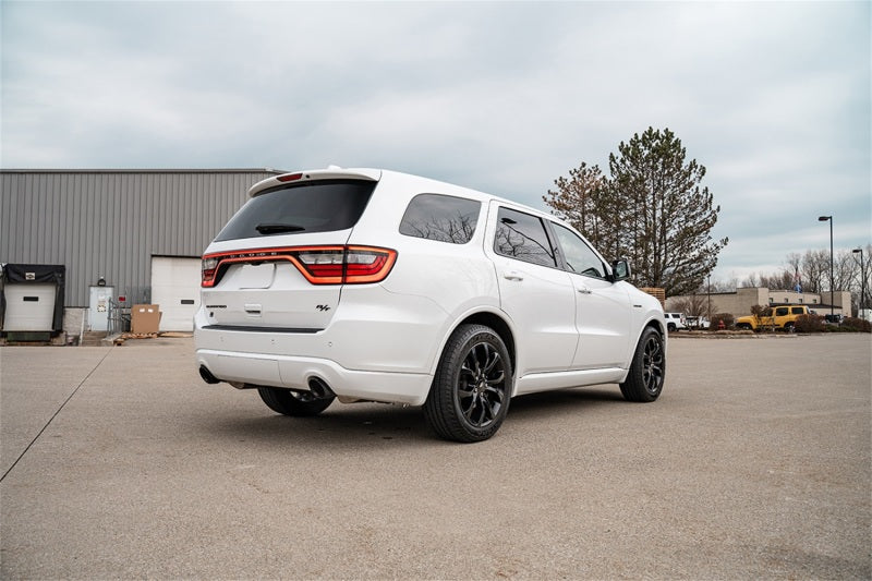 Corsa 2011–2025 Dodge Durango Xtreme 2,5 Zoll Cat-Back Doppelausgang hinten mit einzelnen 4,5 Zoll schwarzen PVD-Endstücken