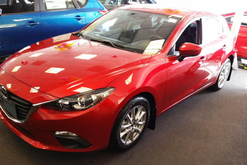 Rally Armor 14-18 Mazda3 Roter UR-Schmutzfänger mit weißem Logo