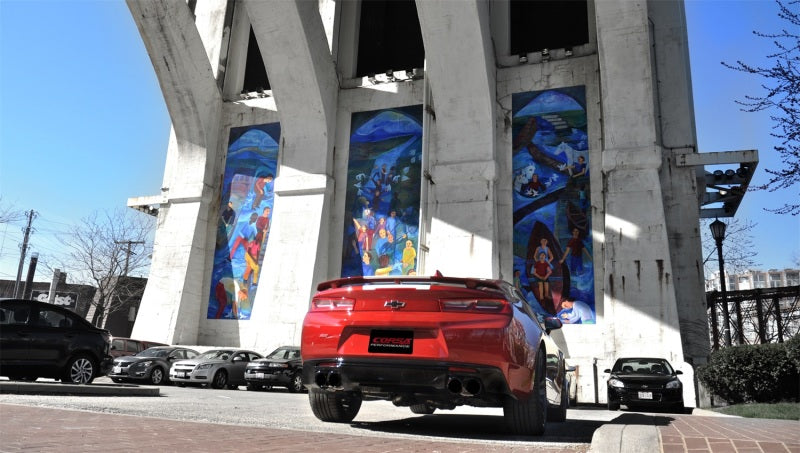 Corsa 2016–24 Chevy Camaro SS 6,2 l Xtreme+ 2,75 Zoll Cat-Back-Doppelausgang hinten mit zwei 4 Zoll schwarzen PVD-Endstücken