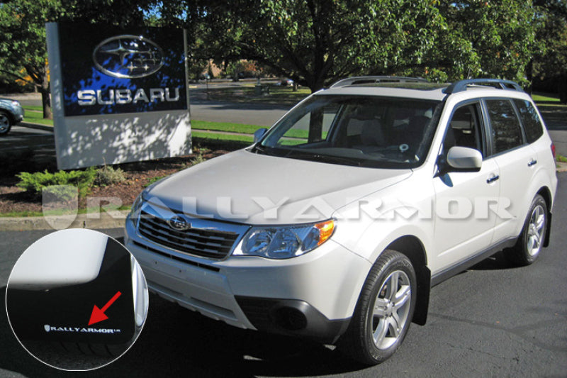 Rally Armor 09-13 Subaru Forester Schwarzer UR-Schmutzfänger mit weißem Logo