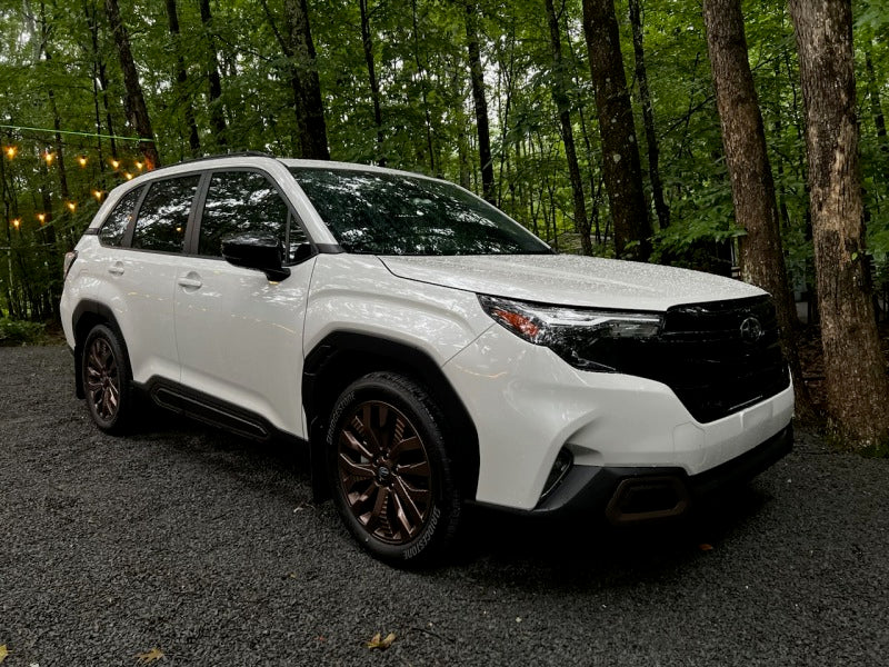 Rally Armor 2025 Subaru Forester Schwarzer UR-Schmutzfänger mit Metallic-Schwarz-Logo