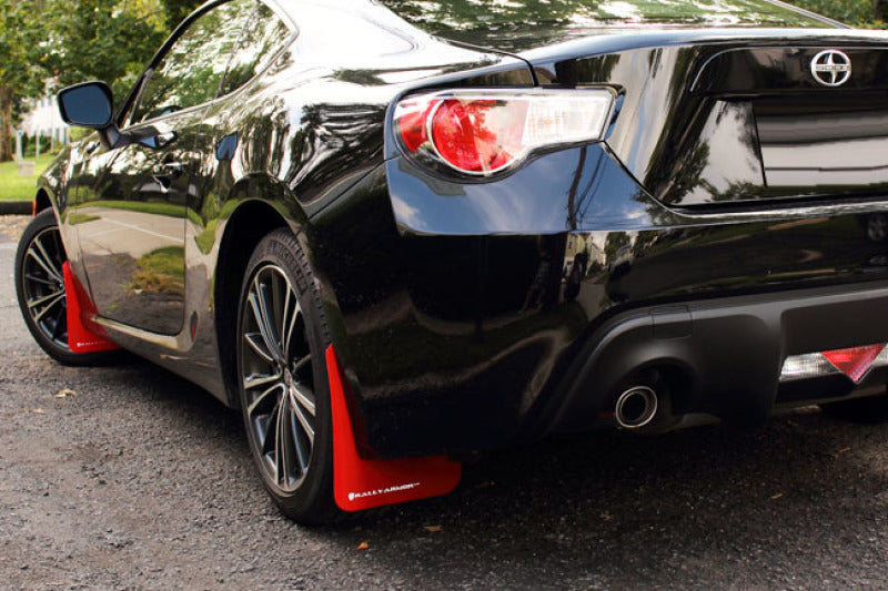 Rally Armor 13-17 Subaru BRZ/Toyota FR-S Roter UR-Schmutzfänger mit weißem Logo