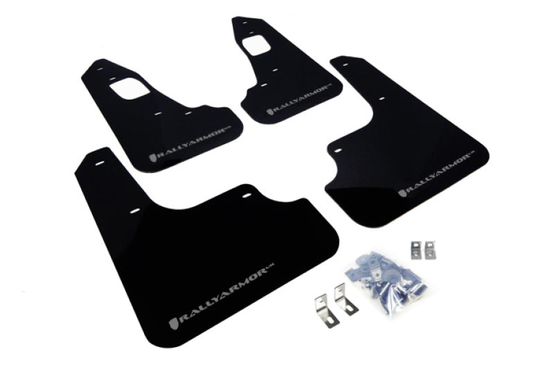 Rally Armor 08-17 Mitsubishi EVO X Schwarzer UR-Schmutzfänger mit silbernem Logo