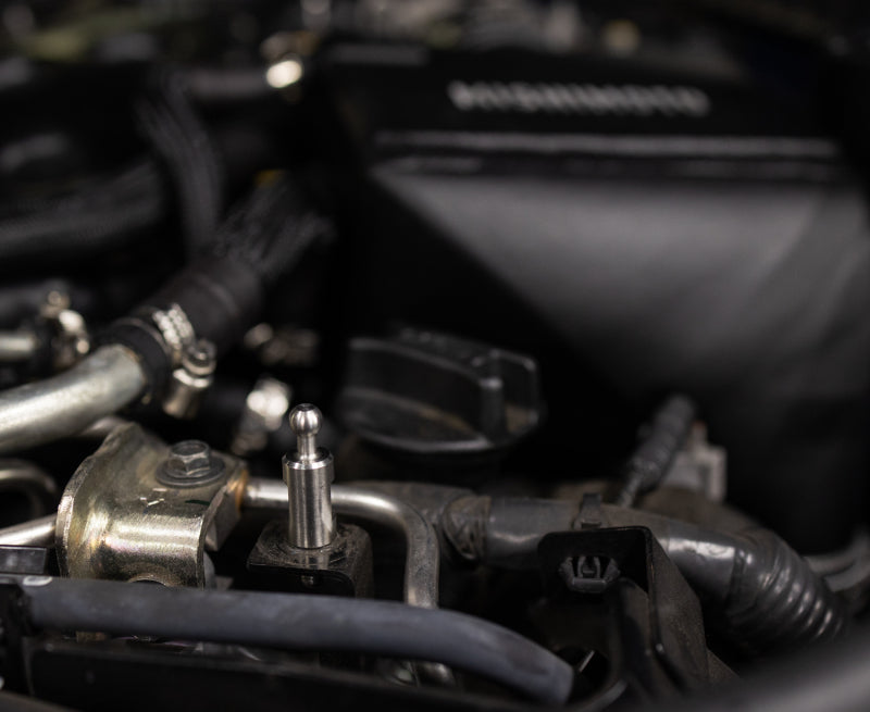 Mishimoto 2016+ Infiniti Q50/60 3.0T Performance Luft-Wasser-Ladeluftkühler-Kit