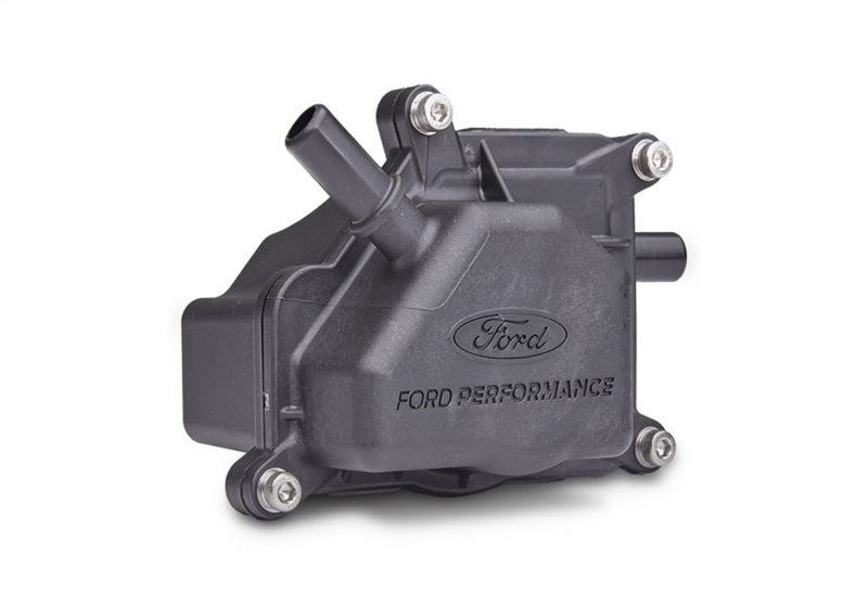 
                      
                        Ford Racing 15-18 Mustang 2.3L EcoBoost Öl-Luft-Abscheider links
                      
                    