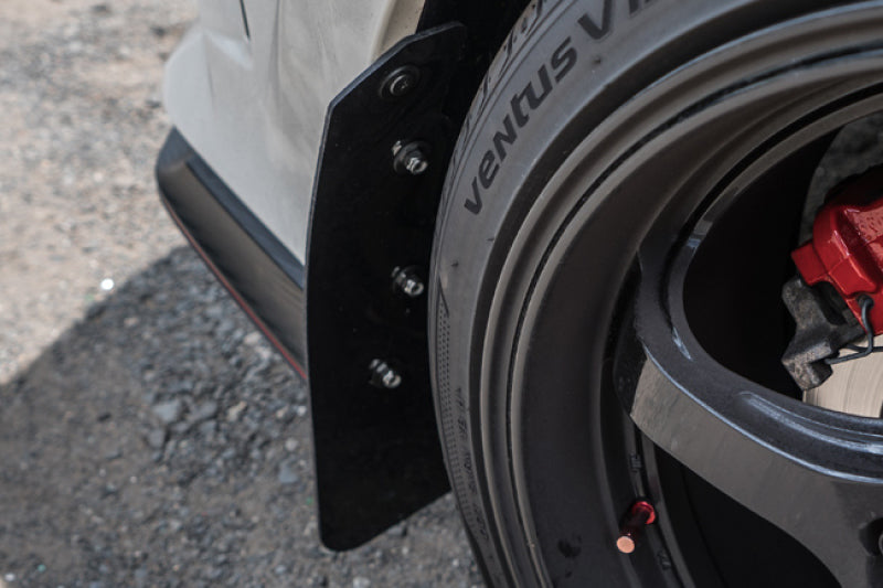 
                      
                        Rally Armor 17-22 Honda Civic Type R Weißer UR-Schmutzfänger mit rotem Logo
                      
                    